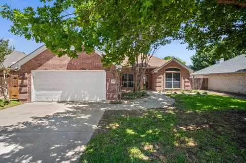 317 Cindy Ln, Saginaw, TX 76179
