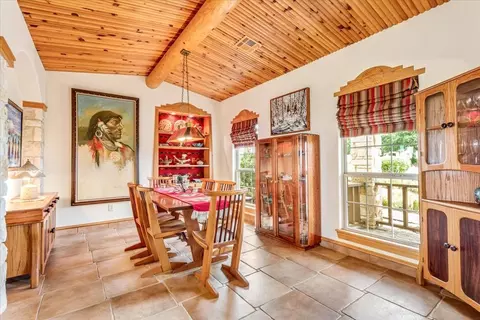 Dining - 200 Ranchcrest Rd, Lorena, TX 76655 photo 1 of 2