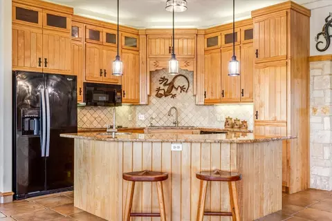 Kitchen - 200 Ranchcrest Rd, Lorena, TX 76655 photo 2 of 5