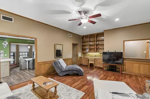 Living - 5205 Dixie Cir, Sachse, TX 75048 photo 1 of 3