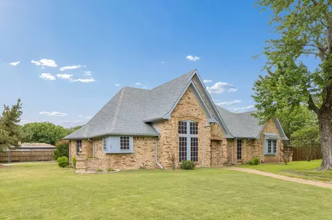 Exterior - 5205 Dixie Cir, Sachse, TX 75048 photo 4 of 11