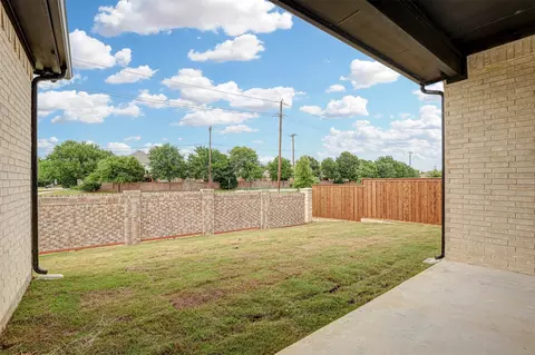 Exterior - 208 Utopia Ct, Keller, TX 76248 photo 3 of 4