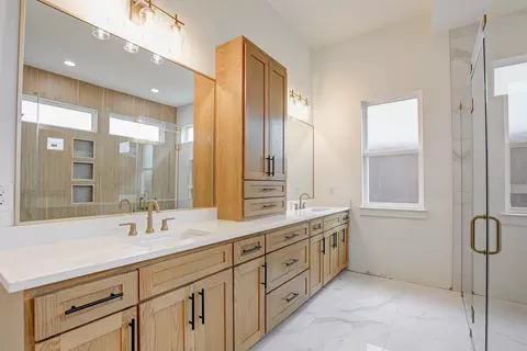 Bath - 208 Utopia Ct, Keller, TX 76248 photo 1 of 5