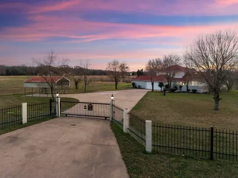8862 County Road 4028, Kemp, TX 75143