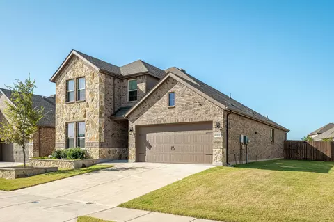 10812 Ponderosa Trl, Aubrey, TX 76227