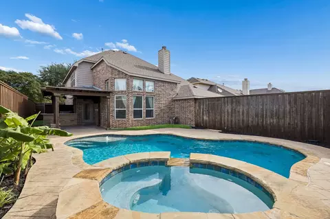 6329 Whetstone Dr, Mckinney, TX 75070