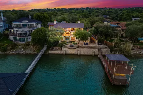 8805 Royal Harbor Ct, Fort Worth, TX 76179