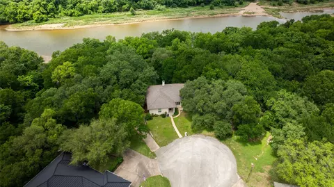 8510 Linden Ct, Granbury, TX 76049