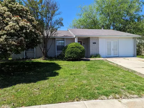 7217 Knight Dr, The Colony, TX 75056