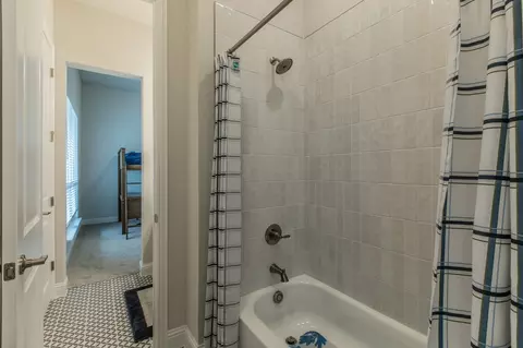Bath - 16833 Chapel Rd, Lorena, TX 76655 photo 7 of 8
