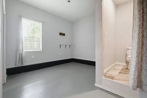 Bedroom - 1330 Willowbrook St, Lancaster, TX 75134 photo 5 of 5