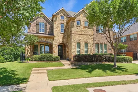10028 Broiles Ln, Fort Worth, TX 76244