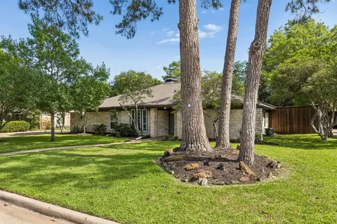 106 Seminole Dr, Trophy Club, TX 76262