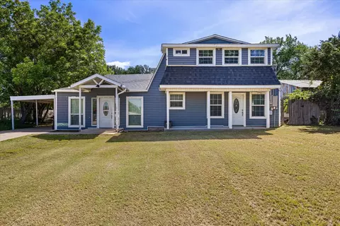 405 Granbury Ct, Granbury, TX 76049