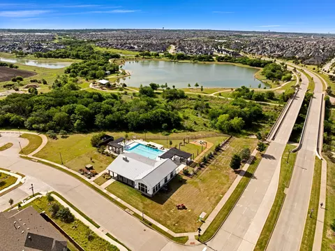 View/Area - 1509 Wayback Dr, Celina, TX 75009 photo 6 of 7
