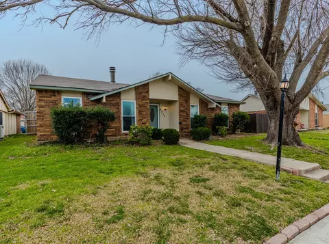 4813 Wheeler Dr, The Colony, TX 75056