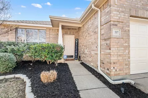 337 Turquoise Dr, Fort Worth, TX 76131