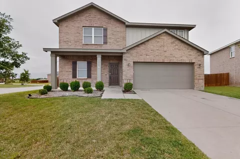 Exterior - 1918 Wolf Run, Anna, TX 75409 photo 3 of 7