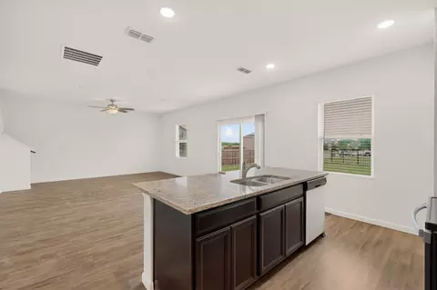 Living - 1918 Wolf Run, Anna, TX 75409 photo 5 of 6