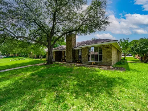 4100 Emerson Dr, Plano, TX 75093