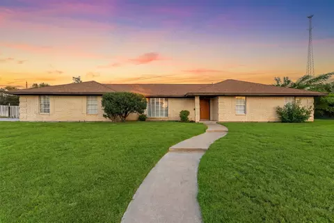 1825 Mahalia Dr, Waco, TX 76705