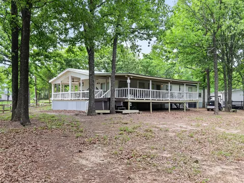 173 Broken Bow Ln, Quitman, TX 75783