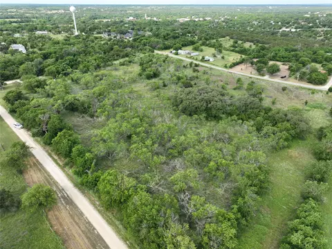 tbd Magnolia Chestnut St, Hico, TX 76457