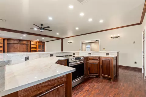 Kitchen - 400 E Spurgeon St, Itasca, TX 76055 photo 4 of 4