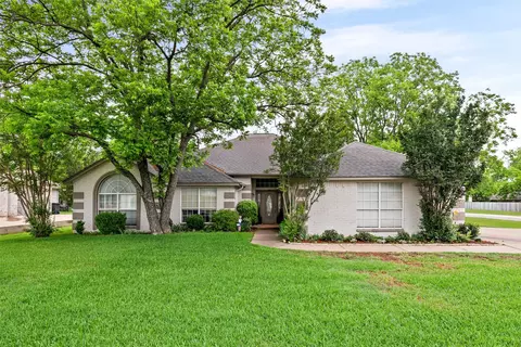 5132 Wedgefield Rd, Granbury, TX 76049