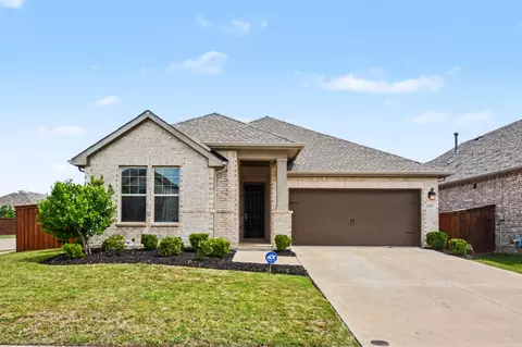 1425 Eclipse Rd, Aubrey, TX 76227