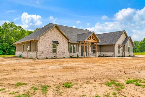 250 Private Road 45855, Blossom, TX 75416