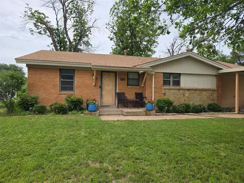 8813 Myra St, Fort Worth, TX 76108