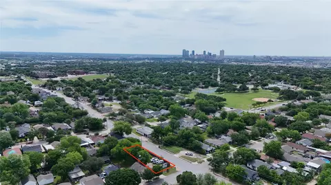 2100 Columbus Ave, Fort Worth, TX 76164
