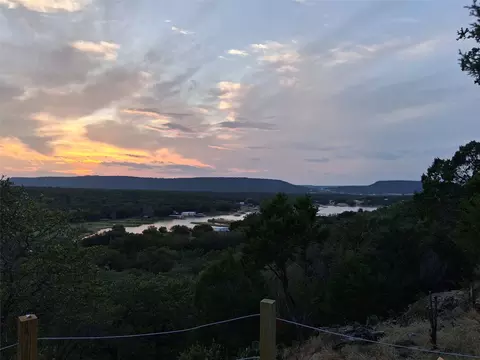 4915 S Lakeview Dr, Gordon, TX 76453