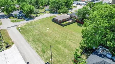 312 E Beech St, Celina, TX 75009 photo 29