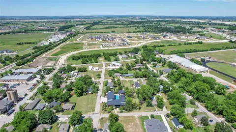 312 E Beech St, Celina, TX 75009 photo 13