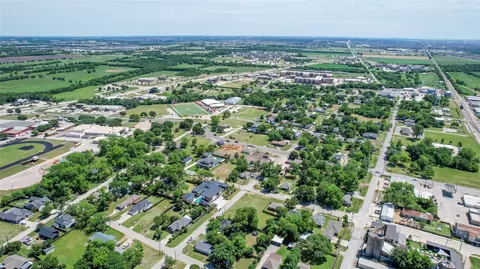 312 E Beech St, Celina, TX 75009 photo 14