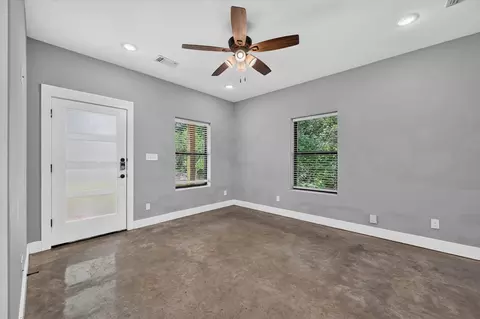 Living - 707 E Woodard St, Denison, TX 75021 photo 3 of 5