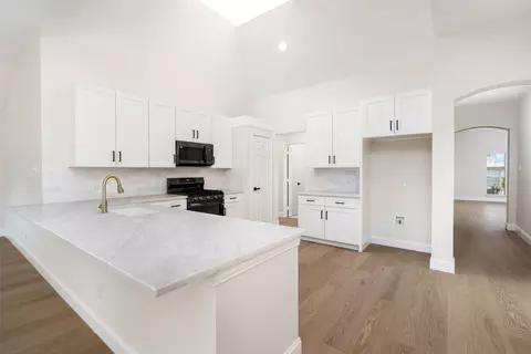 9113 Warren Dr, Mckinney, TX 75071