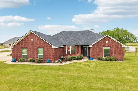 7793 Country View Ln, Sanger, TX 76266