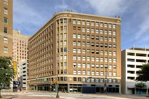 411 W 7th St #806, Fort Worth, TX 76102