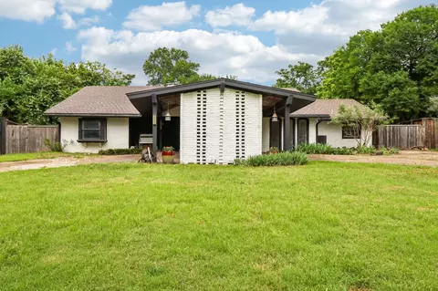 10255 Timber Trail Dr, Dallas, TX 75229
