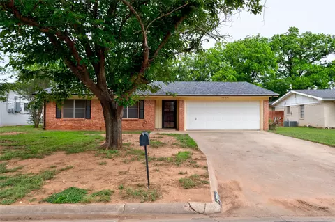 2318 Glenwood Dr, Abilene, TX 79605
