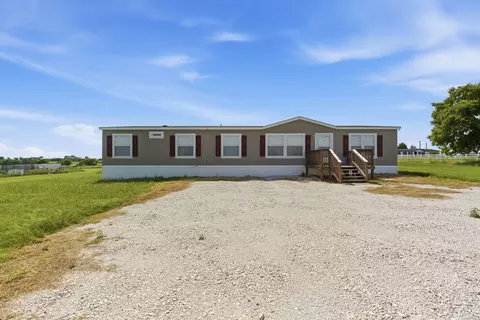 303 Mesa Rdg, Decatur, TX 76234