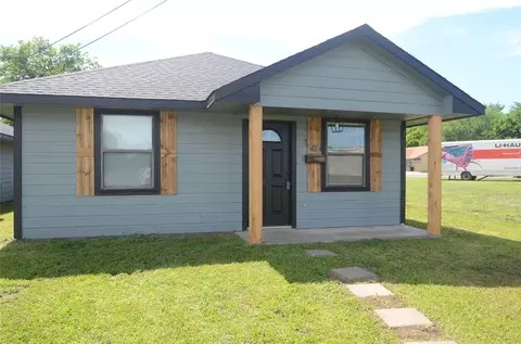 505 15th St, Honey Grove, TX 75446