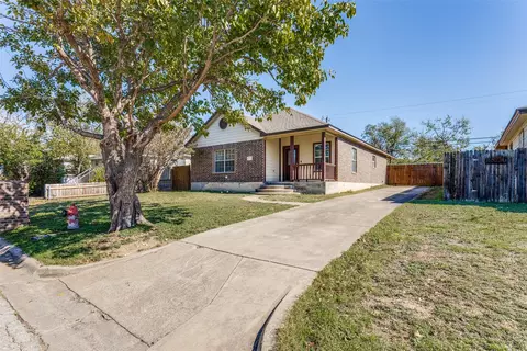 1732 Lawther Dr, River Oaks, TX 76114