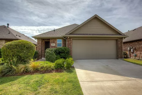 2529 Pettus Dr, Forney, TX 75126