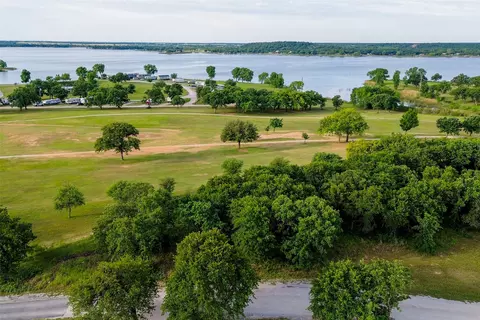173 Oakwood Trl, Eastland, TX 76448