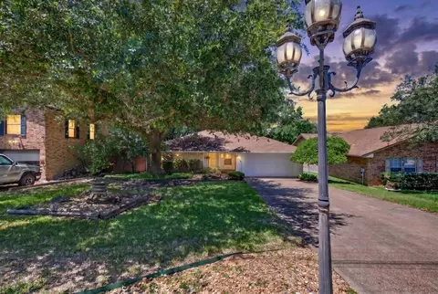 10118 Lakeview St, Mabank, TX 75156
