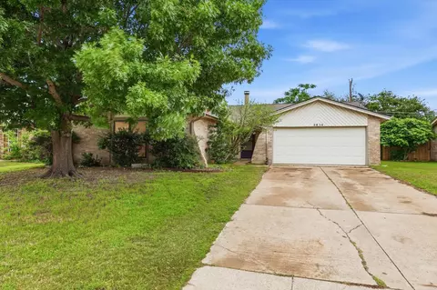 3914 Willowood Ln, Grand Prairie, TX 75052